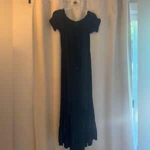 Elegant Black Maxi Dress